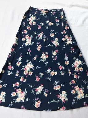 Vintage 90s Floral Maxi Skirt Navy Pink Cottagecore Boho Prairie Size small USA